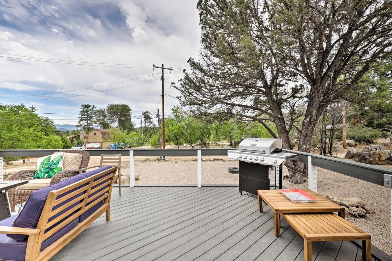 Updated Prescott House With Large Deck And Views! Exterior photo